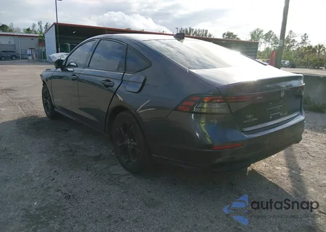 2025 Honda Accord Se из США, поврежденный, VIN 1HGCY1F4XSA040672